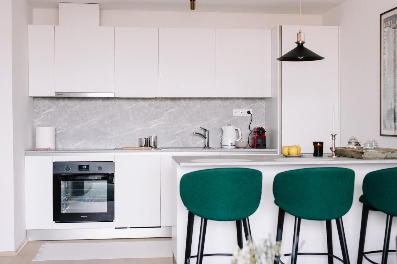 סגד Design Apartman - Free Parking מראה חיצוני תמונה